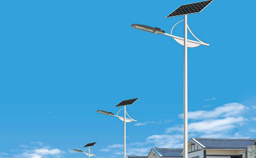 类乌齐太阳能路灯安装调试与维护全指南