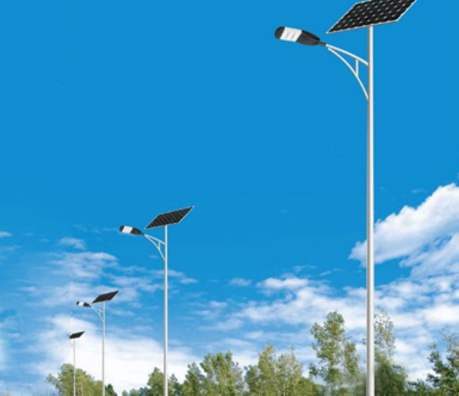 类乌齐太阳能路灯维护时，这些细节别忽略！